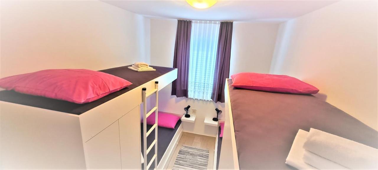 Guest House Jasna ノヴァリャ エクステリア 写真