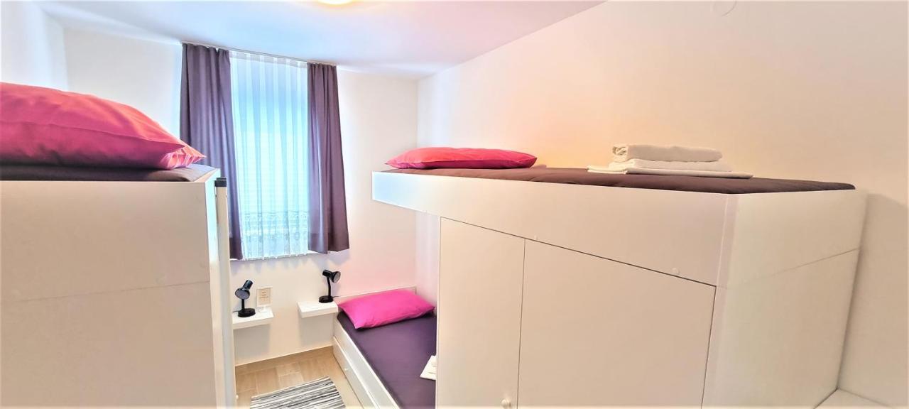 Guest House Jasna ノヴァリャ エクステリア 写真